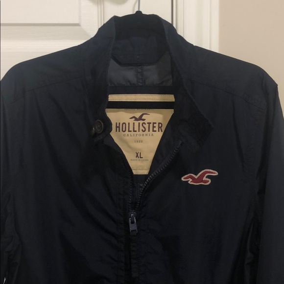 Hollister jacket - Picture 2 of 6